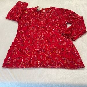 FANTASY BY LISA KANE WOMENS SEQUIN AND BEADED RED TOP SIZE M